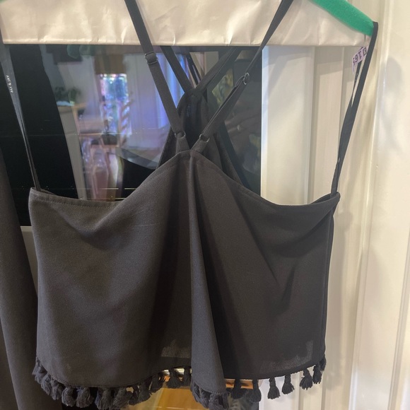 Ali & Jay 2 piece Halter and Culotte Pants - Picture 8 of 10